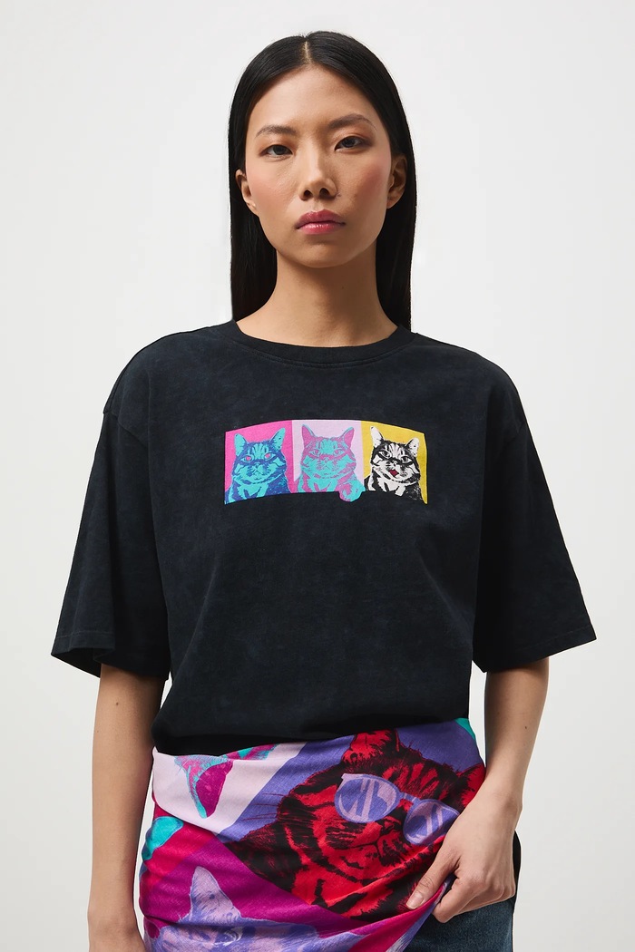 T-shirt bawełniany damski z okazji Dnia Kota okrągły czarny RS26-TSD355