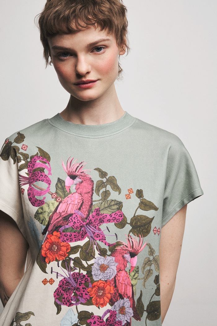 T-shirt damski bawełniany z kolekcji Ilona Tambor x Medicine turkusowy RS26-TSD652