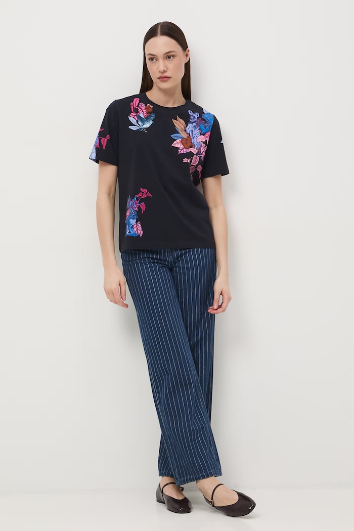 Odzież T-shirt damski bawełniany z elastanem z kolekcji Ilona Tambor x Medicine RS26-TSD655 granatowy