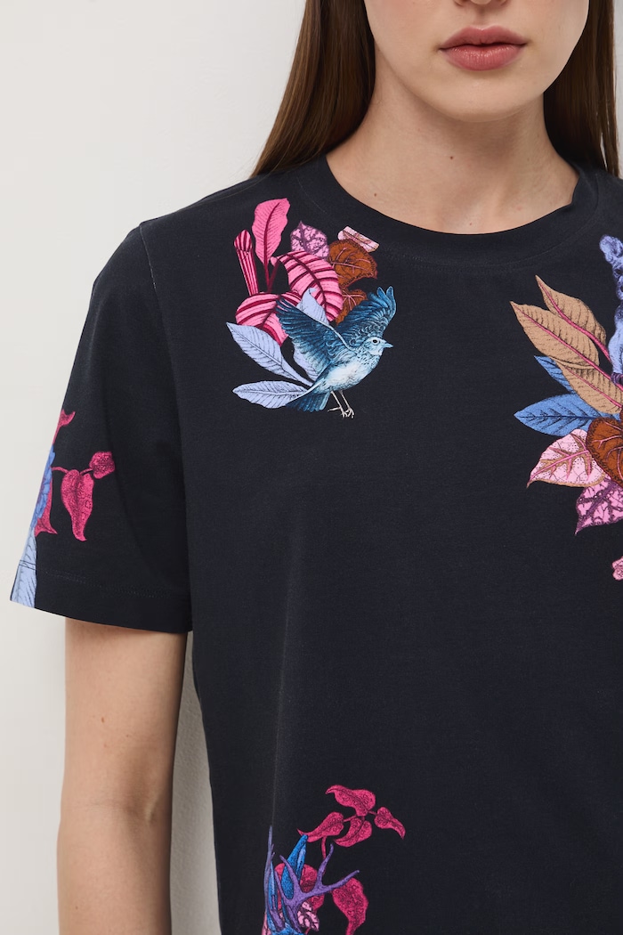 T-shirt damski bawełniany z elastanem z kolekcji Ilona Tambor x Medicine RS26-TSD655