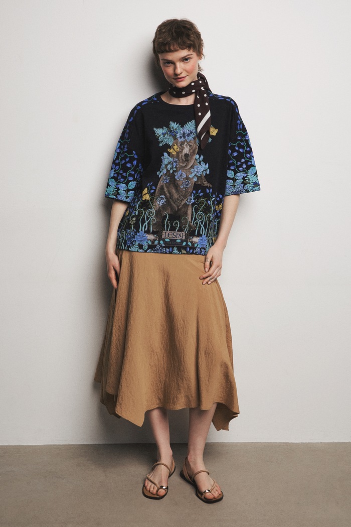 T-shirt oversize damski bawełniany z kolekcji Ilona Tambor x Medicine granatowy RS26-TSD658