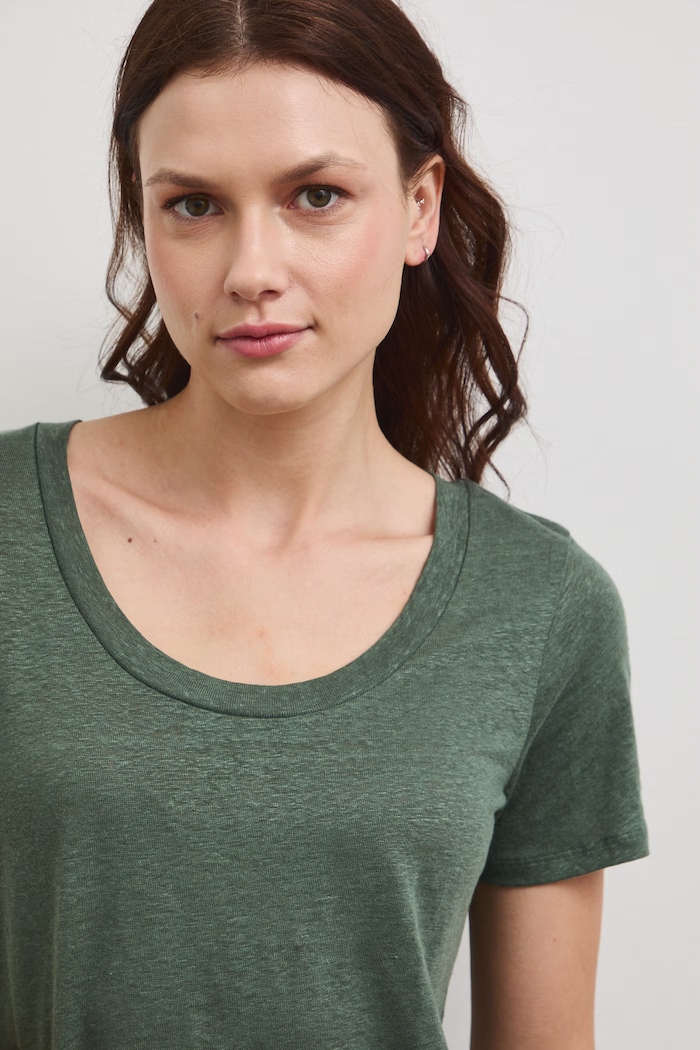 T-shirt damski lniany zielony RS26-TSD701