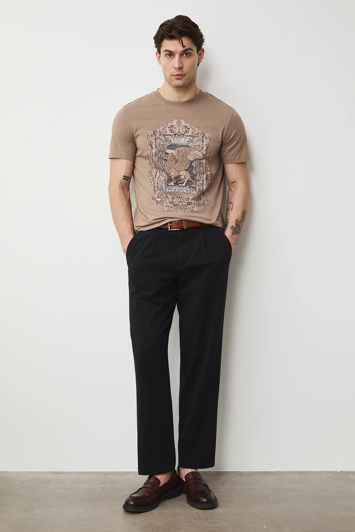 T-shirt bawełniany męski z nadrukiem okrągły brązowy RS26-TSM302