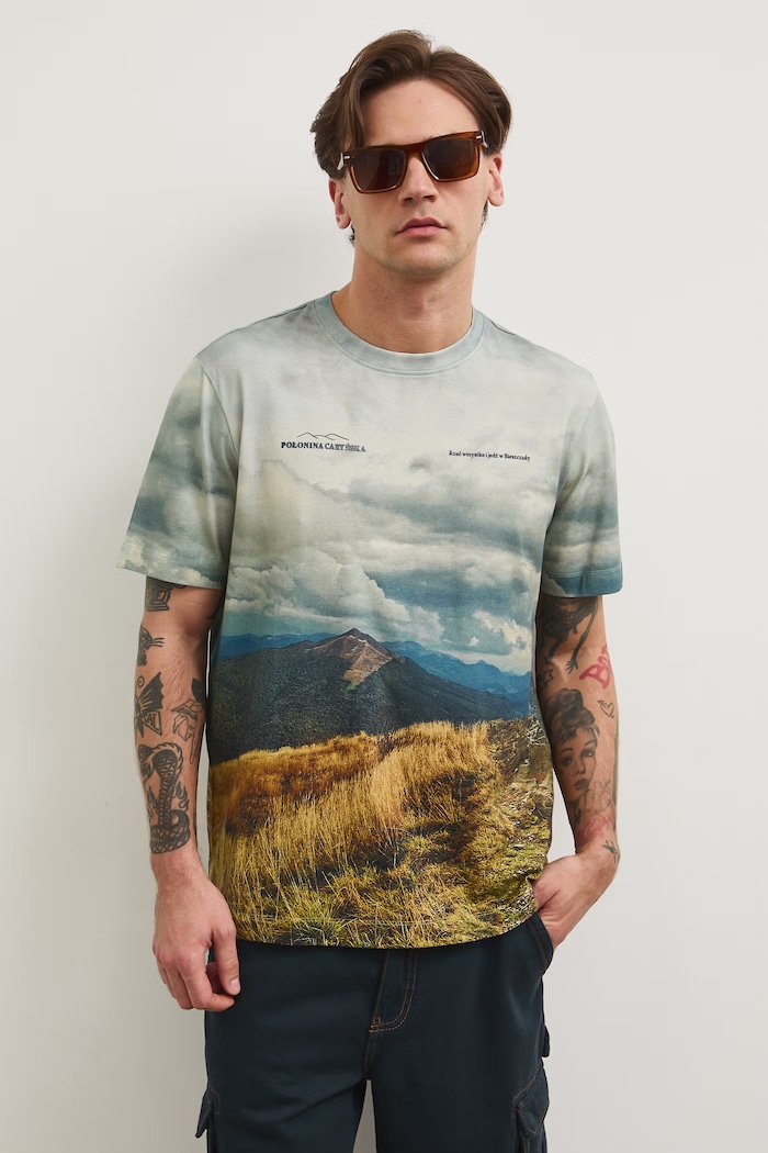 T-shirt męski bawełniany z elastanem z kolekcji Bieszczadzki Park Narodowy x Medicine RS26-TSM851 multicolor RS26