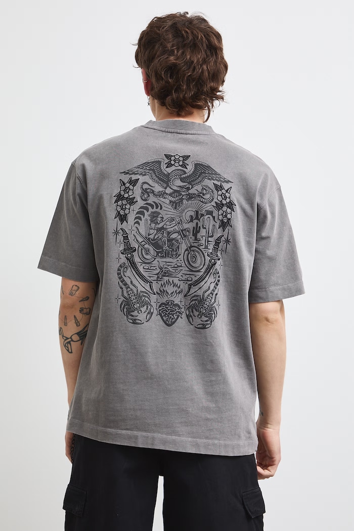 Tričko pánske bavlnené z kolekcie Tattoo Art by Marcel Ustowski (MUS TATTOO) sivá RS26-TSMC51