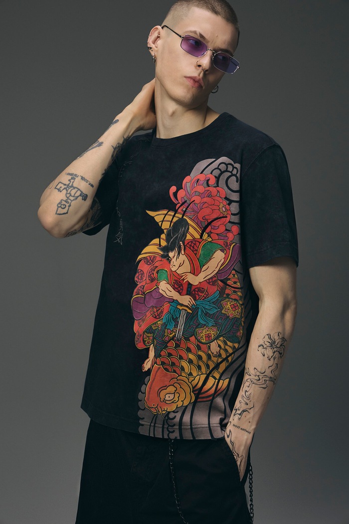 Tričko pánske bavlnené z kolekcie Tattoo Art by Tuan Nguyen čierna RS26-TSMC56
