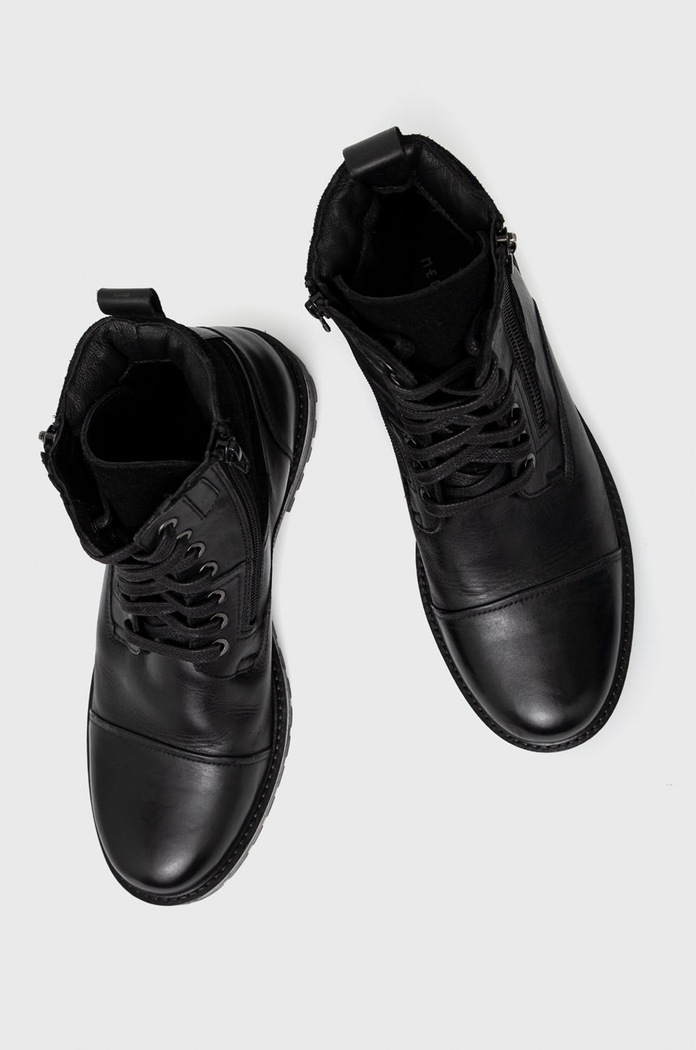 Buty wysokie męskie skórzane kolor czarny RW22.OBM606