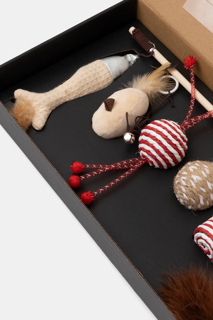 Akcesoria Zestaw zabawek dla pupila (7-pack) kolor beżowy RW24-ANU907 beżowy