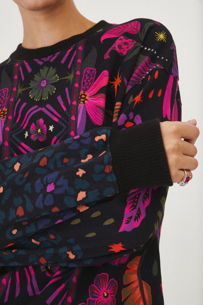 Mikina dámská oversize se vzorem více barev RW24-BLD601 vícebarevná