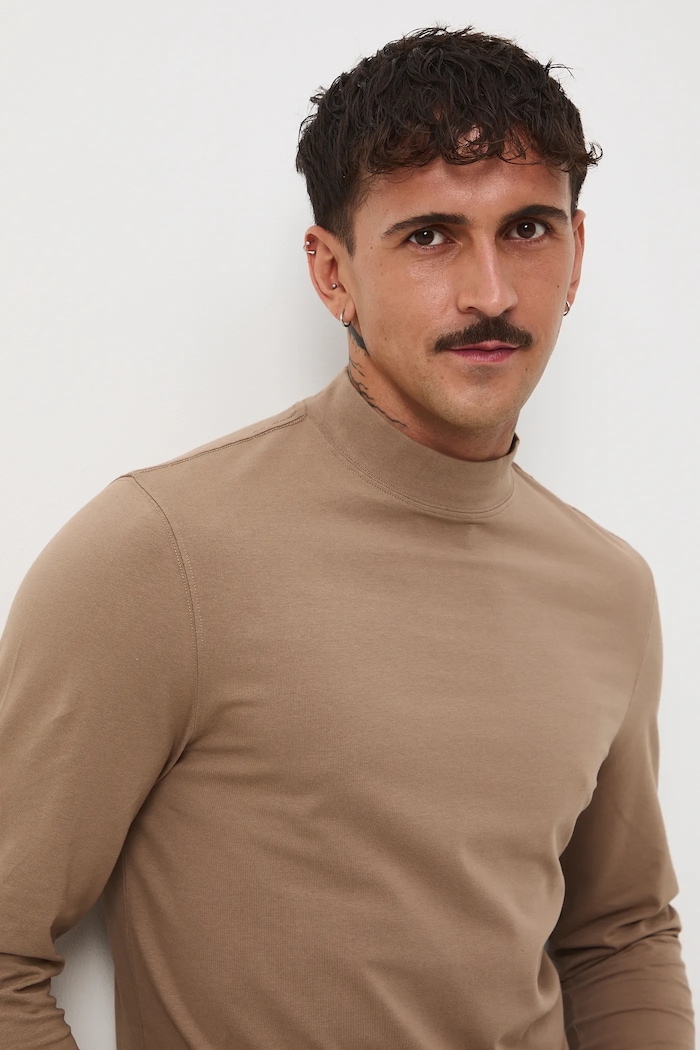 Longsleeve bawełniany męski z domieszką elastanu gładki kolor brązowy brązowy RW24-BUM060