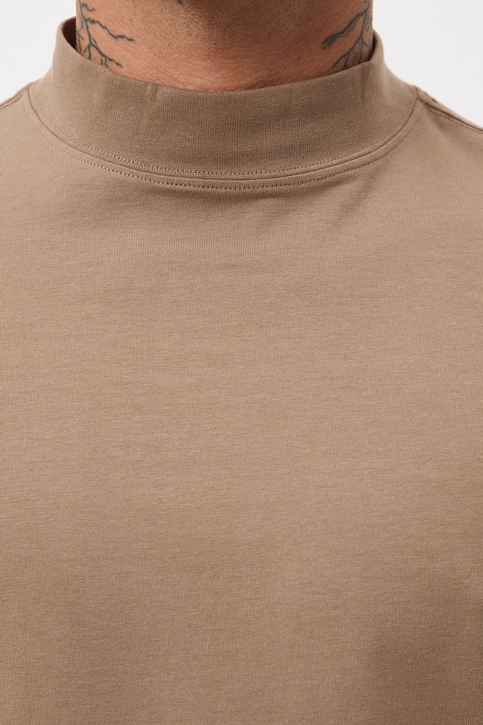 Longsleeve bawełniany męski z domieszką elastanu gładki kolor brązowy RW24-BUM060 brązowy