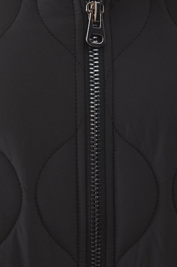 Bunda dámska oversize prešívané čierna farba RW24-KUD300
