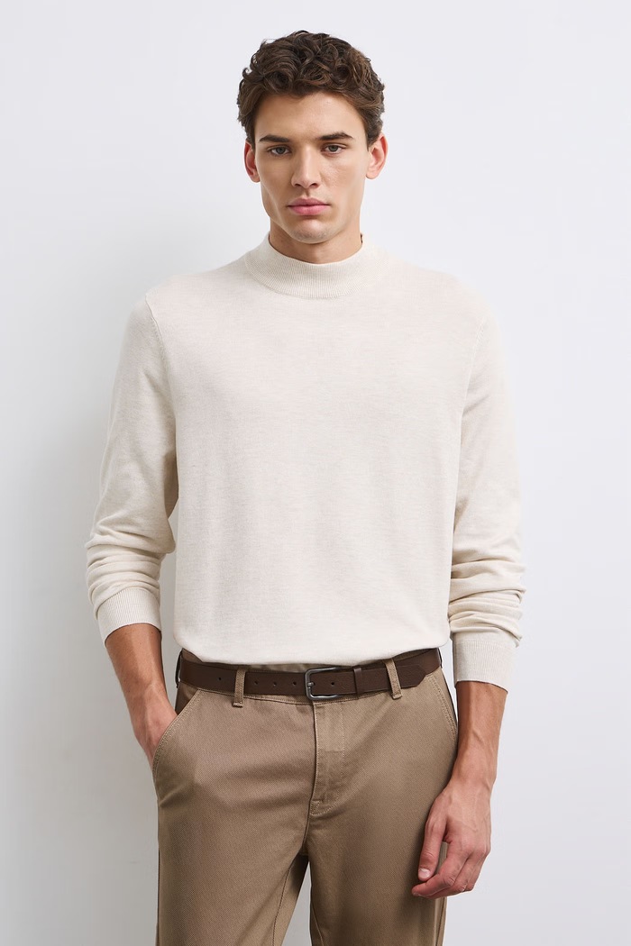 Sweter męski z wiskozą beżowy RW24-SWM052