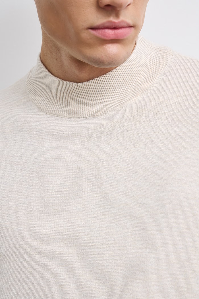 Sweter męski z wiskozą beżowy RW24-SWM052