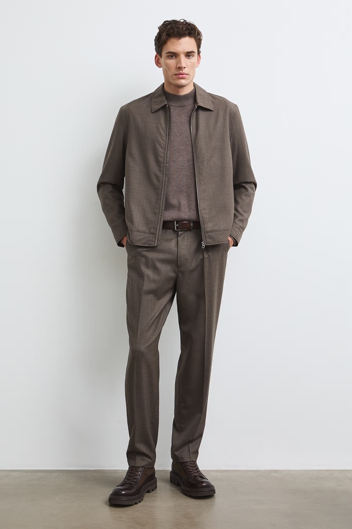 Sweter męski z wiskozą RW24-SWM052 brązowy RW24