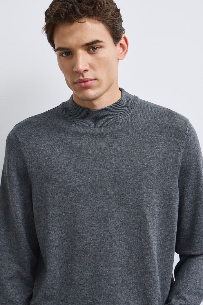 Sweter męski z wiskozą RW24-SWM052 szary