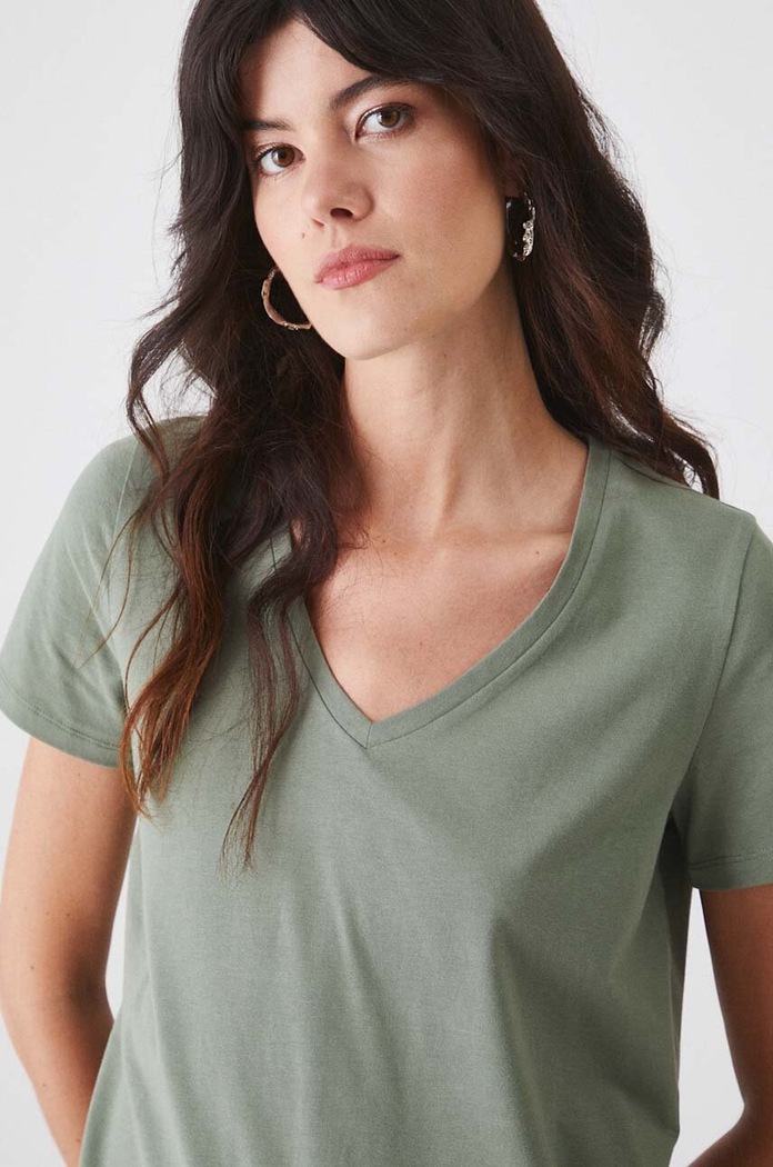 Medicine t-shirt z elastanem zielony RW24-TSD043