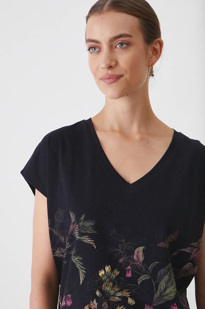 T-shirt bawełniany damski – Medicine z okazji roku Miłosza, kolor czarny RW24-TSD651 czarny RW24