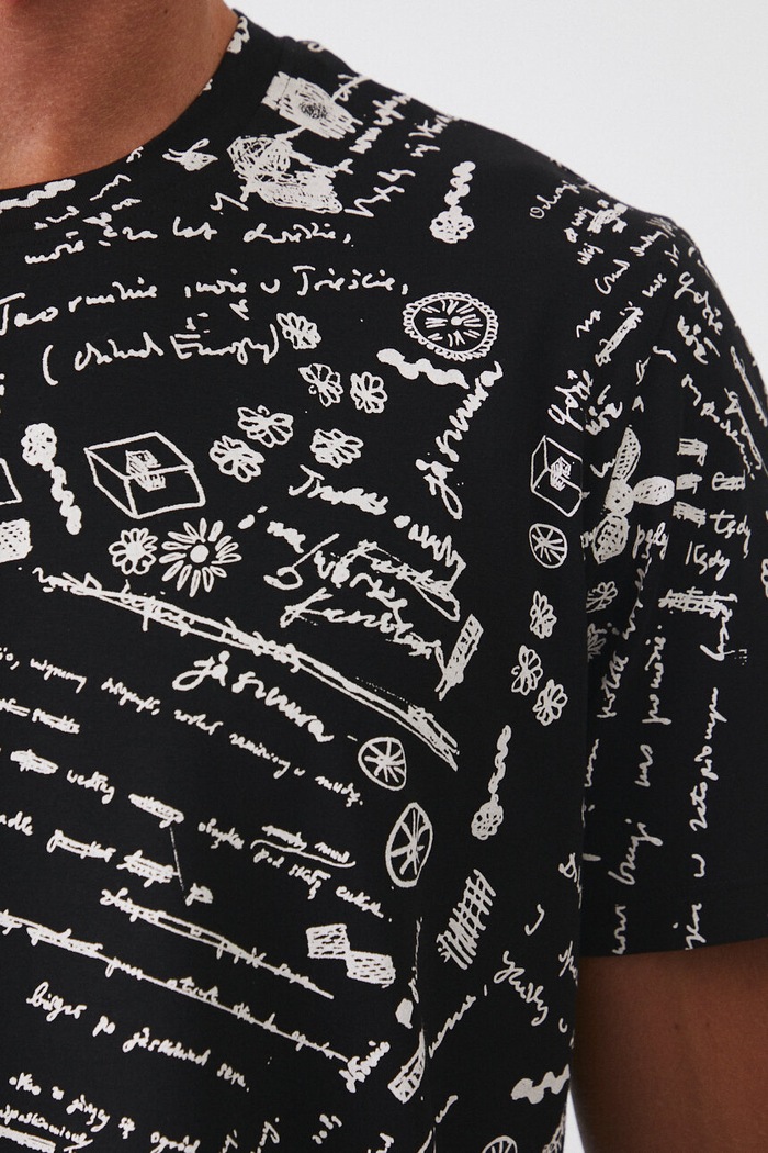 T-shirt męski – Medicine z okazji roku Miłosza, kolor czarny RW24-TSM651