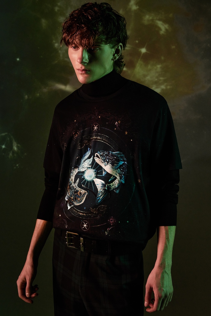 T-shirt bawełniany męski z kolekcji Zodiak - Ryby kolor granatowy bawełna granatowy RW24-TSM961