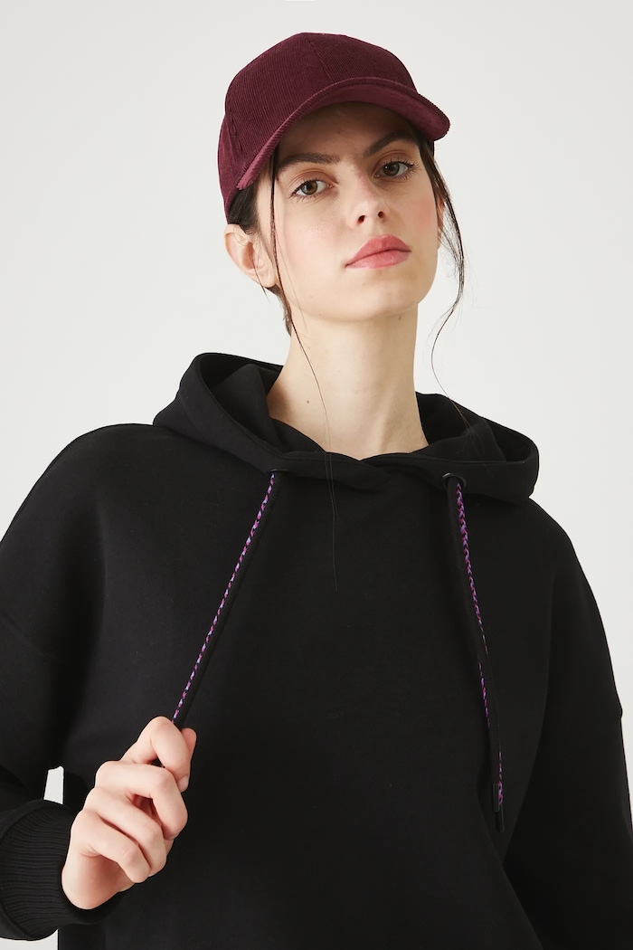 Bluza damska z ozdobną naszywką czarny RW25-BLD011