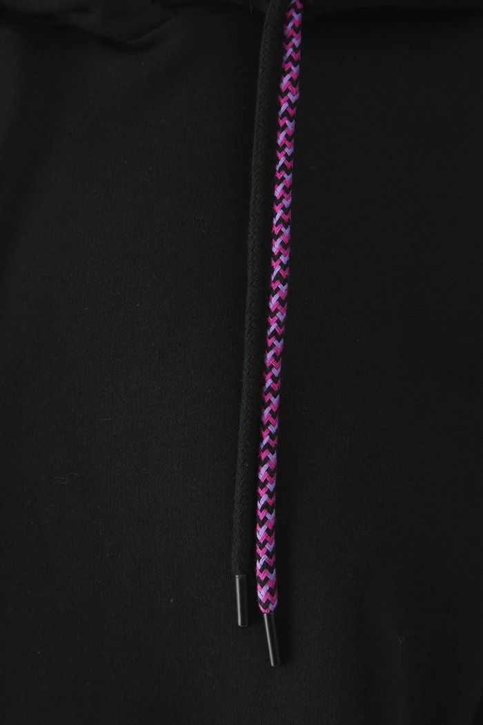 Bluza damska z ozdobną naszywką RW25-BLD011 czarny