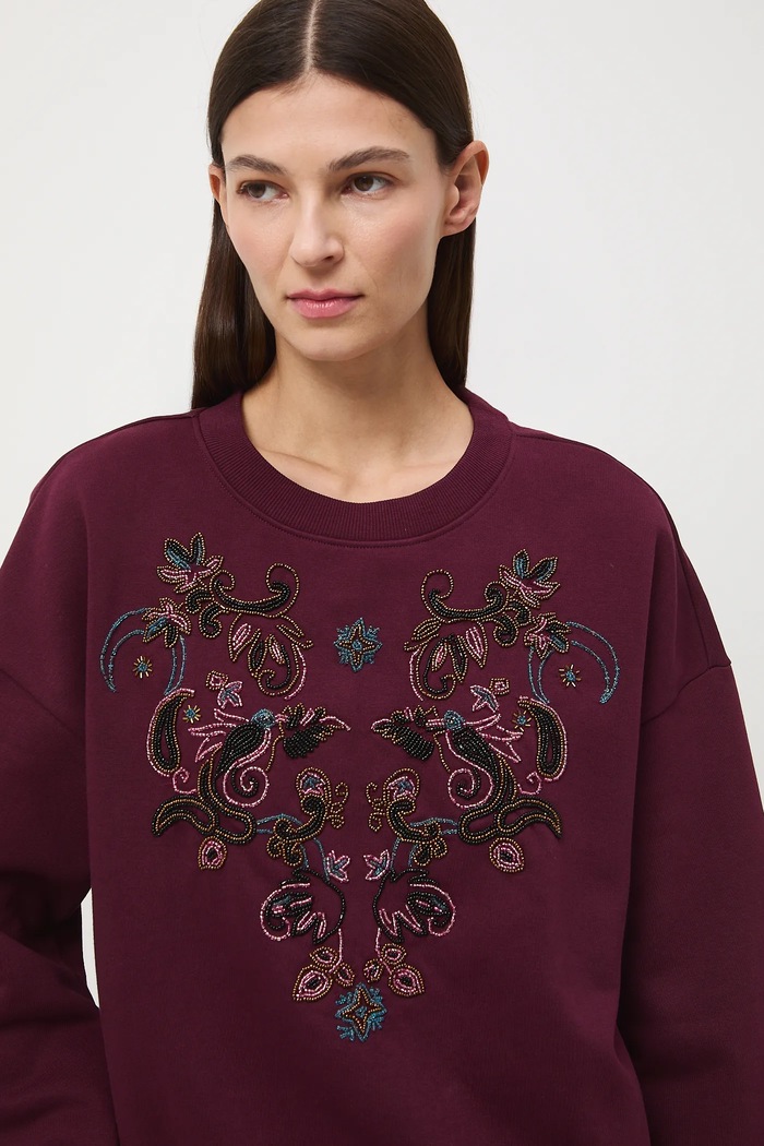 Bluza damska z ozdobną aplikacją bordowy RW25-BLDC02