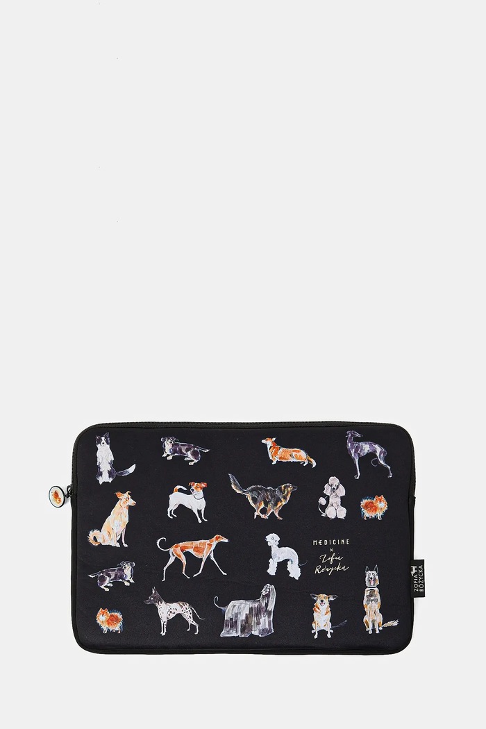 Lifestyle i travel Pokrowiec na laptopa z okazji Dnia Psa – Zofia Różycka x Medicine RW25-ITU450 czarny