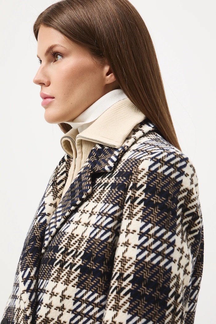 Płaszcz z domieszką wełny damski dwurzędowy w kratę multicolor RW25-KPD609