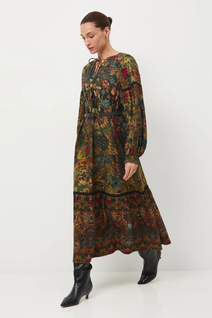 Sukienka z kolekcji Zamek Królewski na Wawelu x Medicine midi multicolor RW25-SUD850