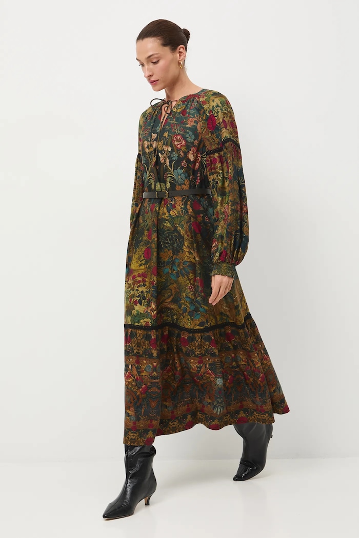 Sukienka z kolekcji Zamek Królewski na Wawelu x Medicine midi multicolor RW25-SUD850