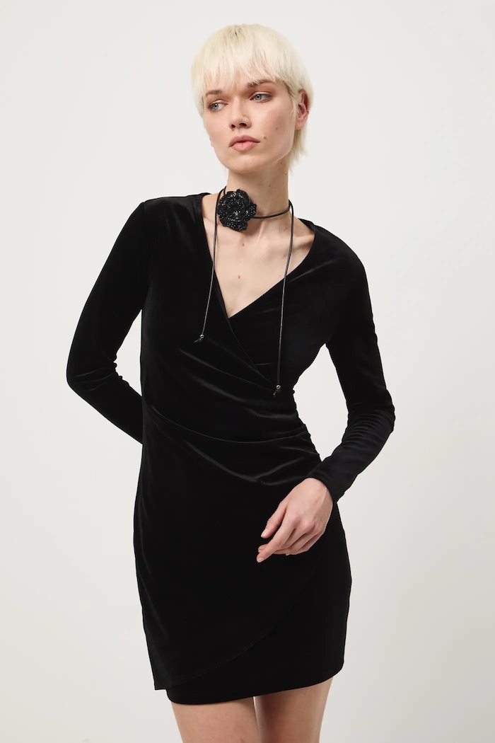 Sukienka damska mini welurowa RW25-SUDA14 czarny RW25