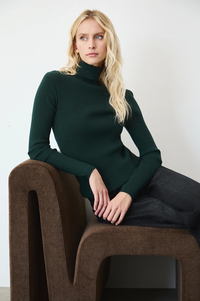 Sveter rebrovaný s viskózou slim zelená RW25-SWD070