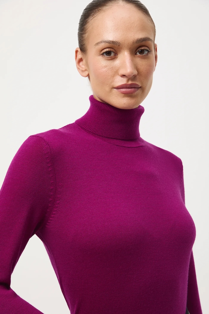 Sweter z wełny merino gładki RW25-SWD810 różowy