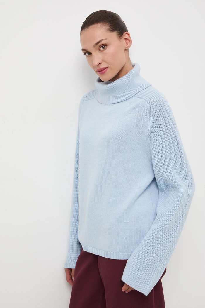 Sweter z wełny merino gładki RW25-SWD812 niebieski RW25