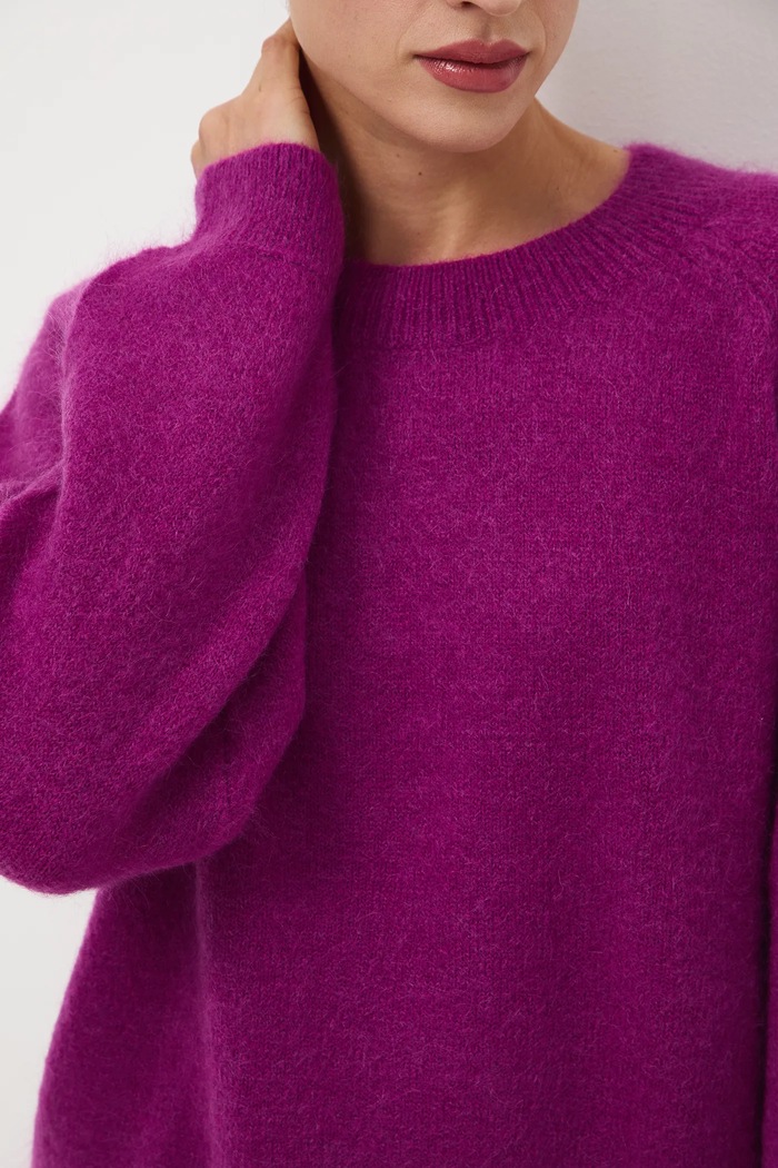 Sweter damski z moherem i wełną RW25-SWD820 fioletowy