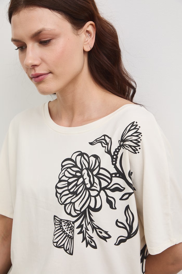 T-shirt damski z modalem z nadrukiem beżowy RW25-TSD108