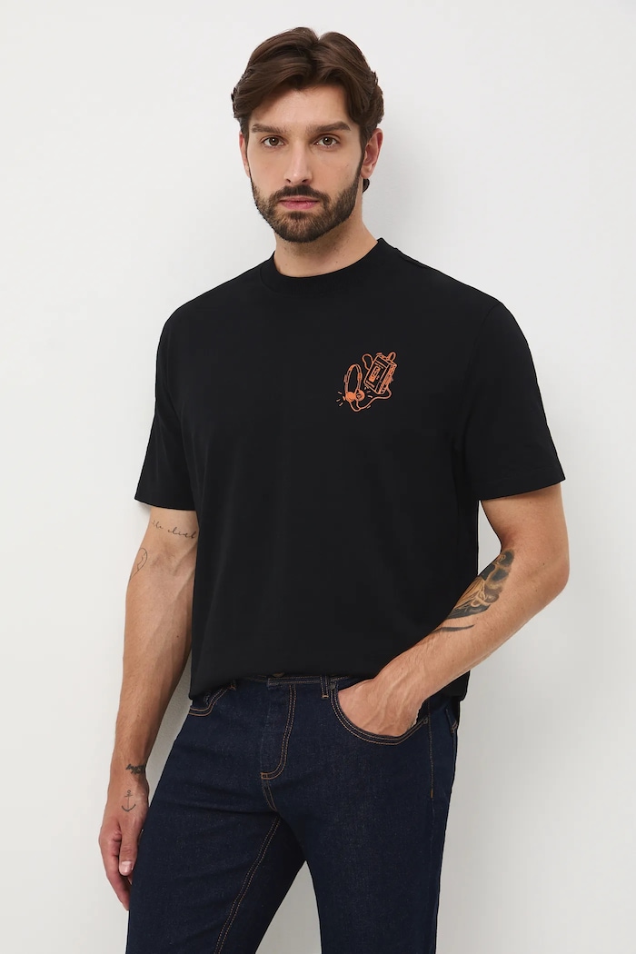 T-shirt bawełniany męski z nadrukiem czarny RW25-TSM606
