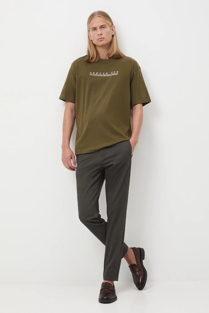 T-shirt bawełniany męski z kolekcji Zamek Królewski na Wawelu x Medicine RW25-TSM859 zielony RW25