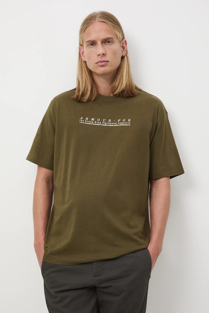 T-shirt bawełniany męski z kolekcji Zamek Królewski na Wawelu x Medicine zielony RW25-TSM859