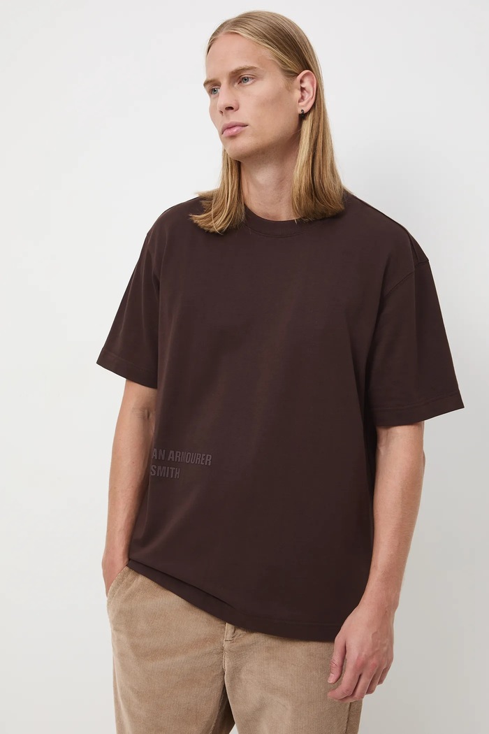 T-shirt bawełniany męski z kolekcji Zamek Królewski na Wawelu x Medicine RW25-TSM861 brązowy RW25
