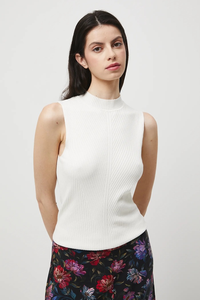 Top damski prążkowany z elastanem beżowy RW25-TTD300
