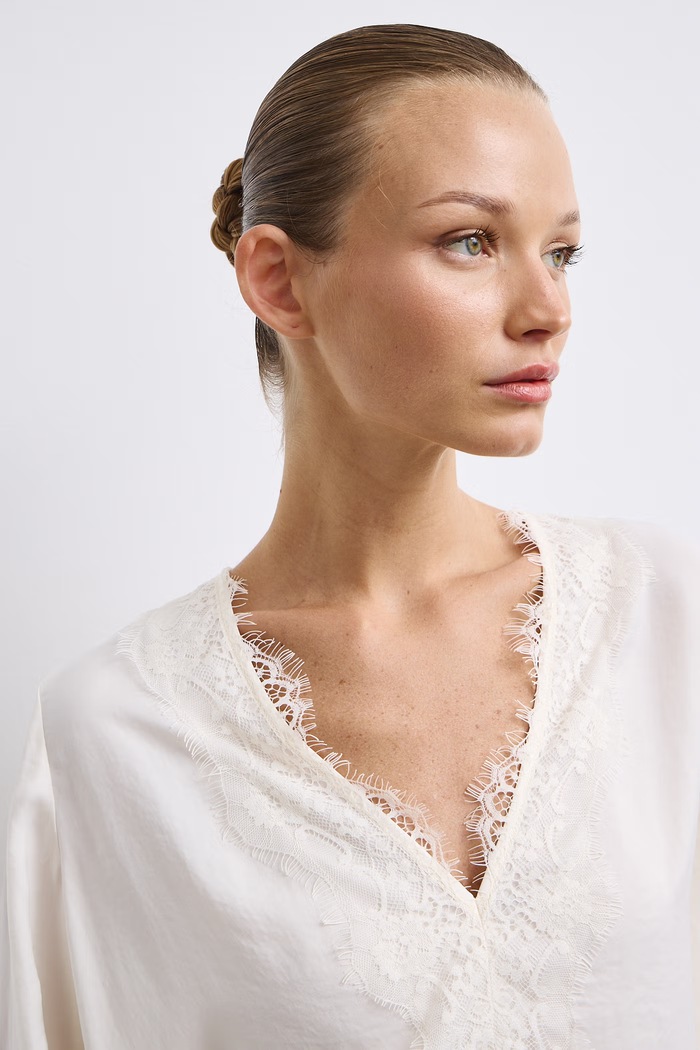 Bluzka damska Medicine beżowy RW26-BDD502