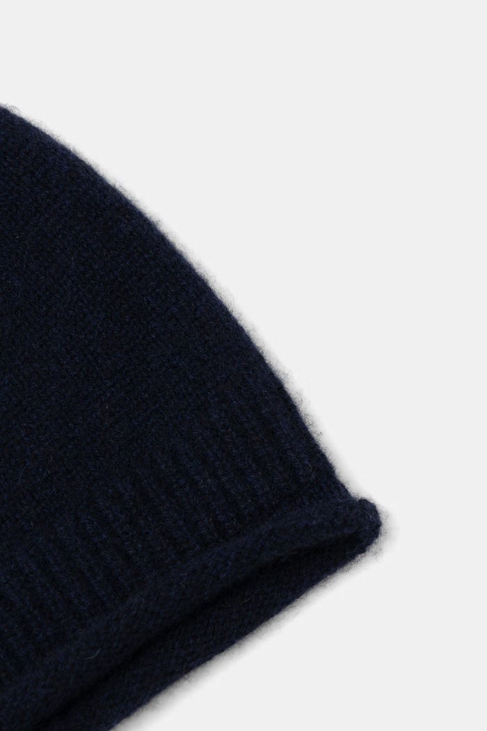 Akcesoria Medicine Czapka beanie damska kaszmirowa RW26-CDD506 granatowy