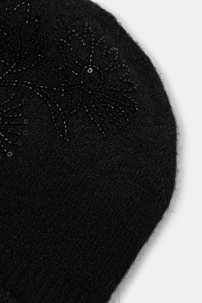 Akcesoria Medicine Czapka beanie damska z dodatkiem wełny RW26-CDD713 czarny