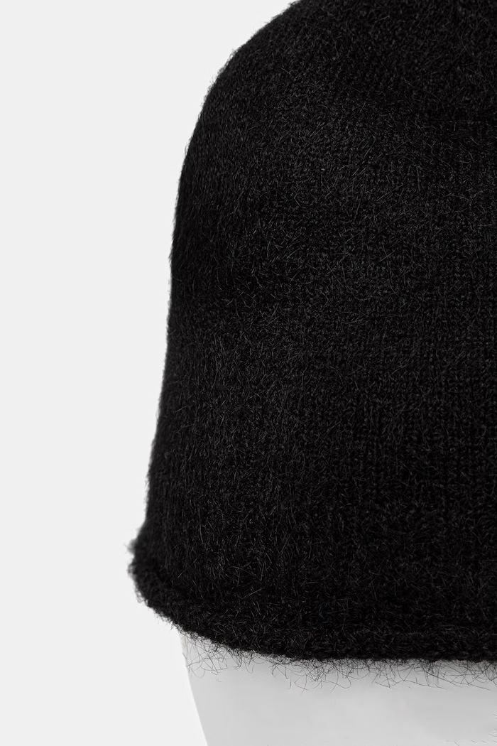 Czapka beanie damska z dodatkiem wełny Medicine RW26-CDD713 czarny
