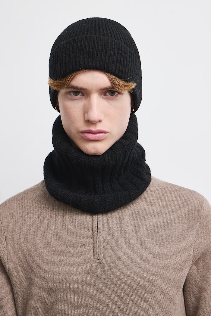 Beanie pentru bărbați din lână merino negru RW26-CDM701