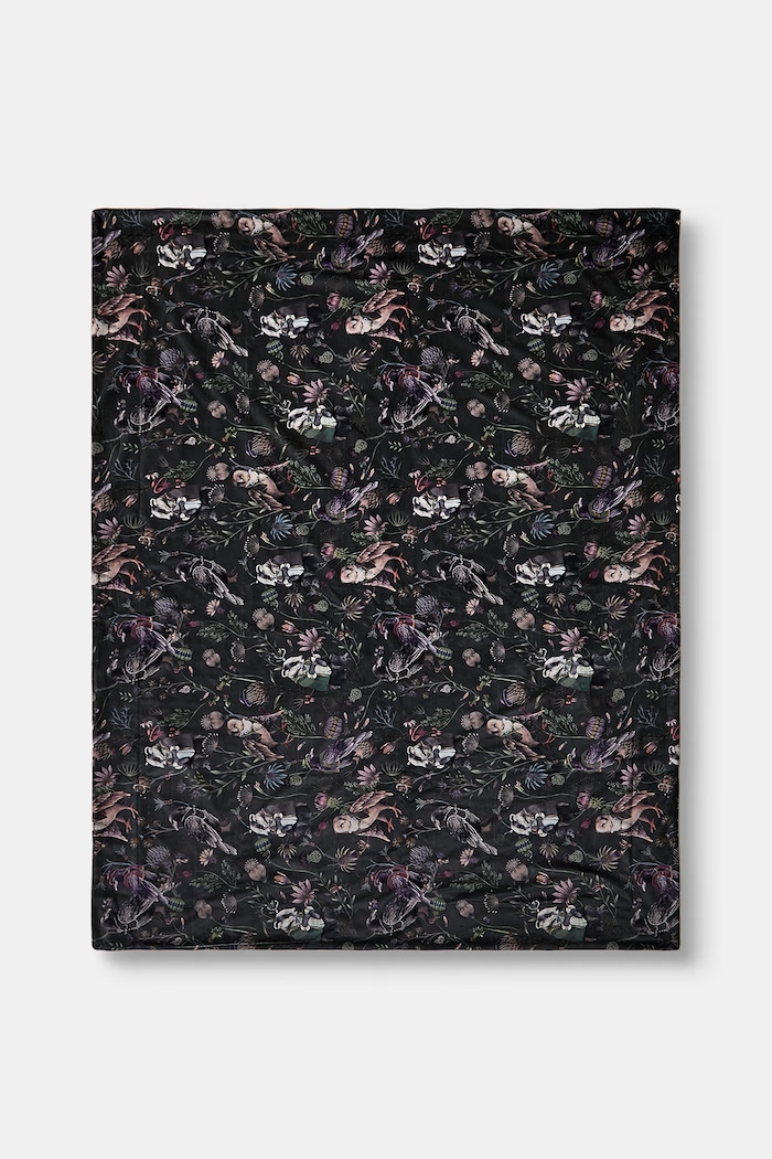 Decka z textilného materiálu 130 x 180 cm čierna RW26-KOU404