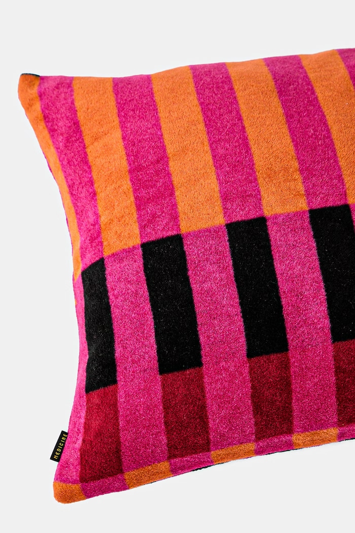 Medicine poszewka na poduszkę dekoracyjna żakardowa RW26-PSU100 multicolor RW26