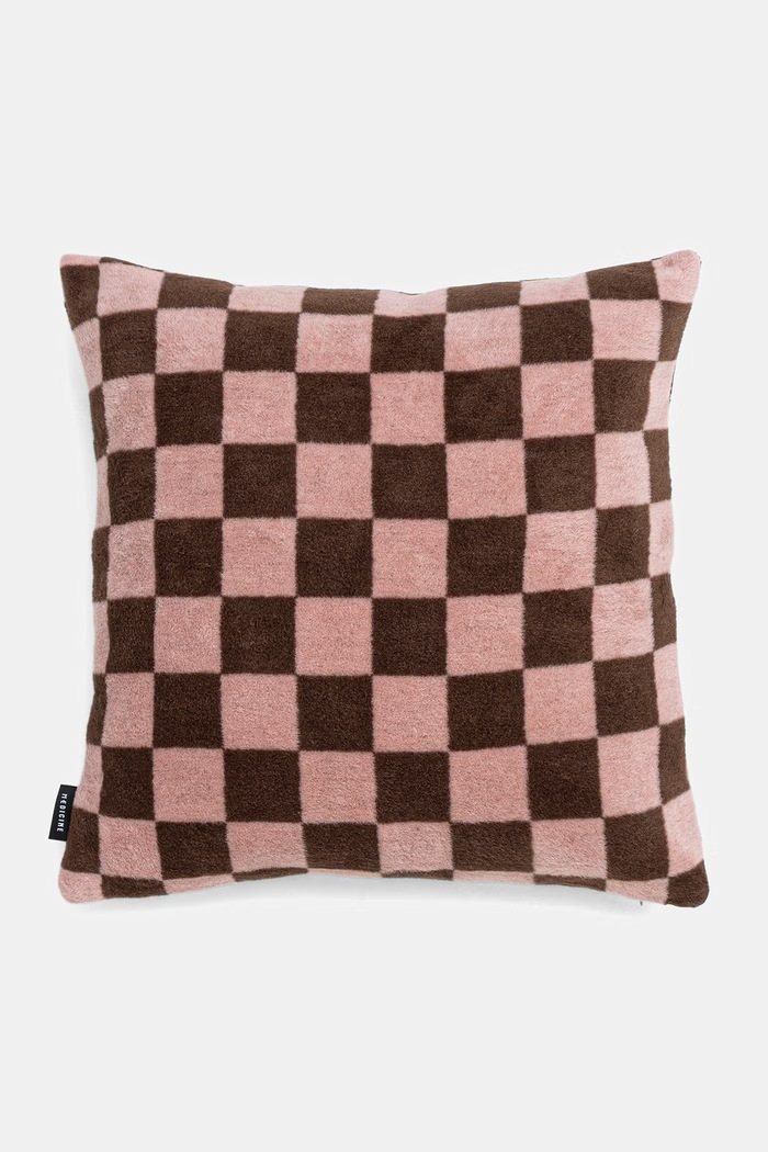 Sypialnia Poszewka na poduszkę dekoracyjna 45 x 45 cm z kolekcji Adela Madej x Medicine RW26-PSU453 brązowy